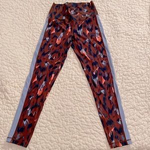 Aerie brushed leopard looking leggings.